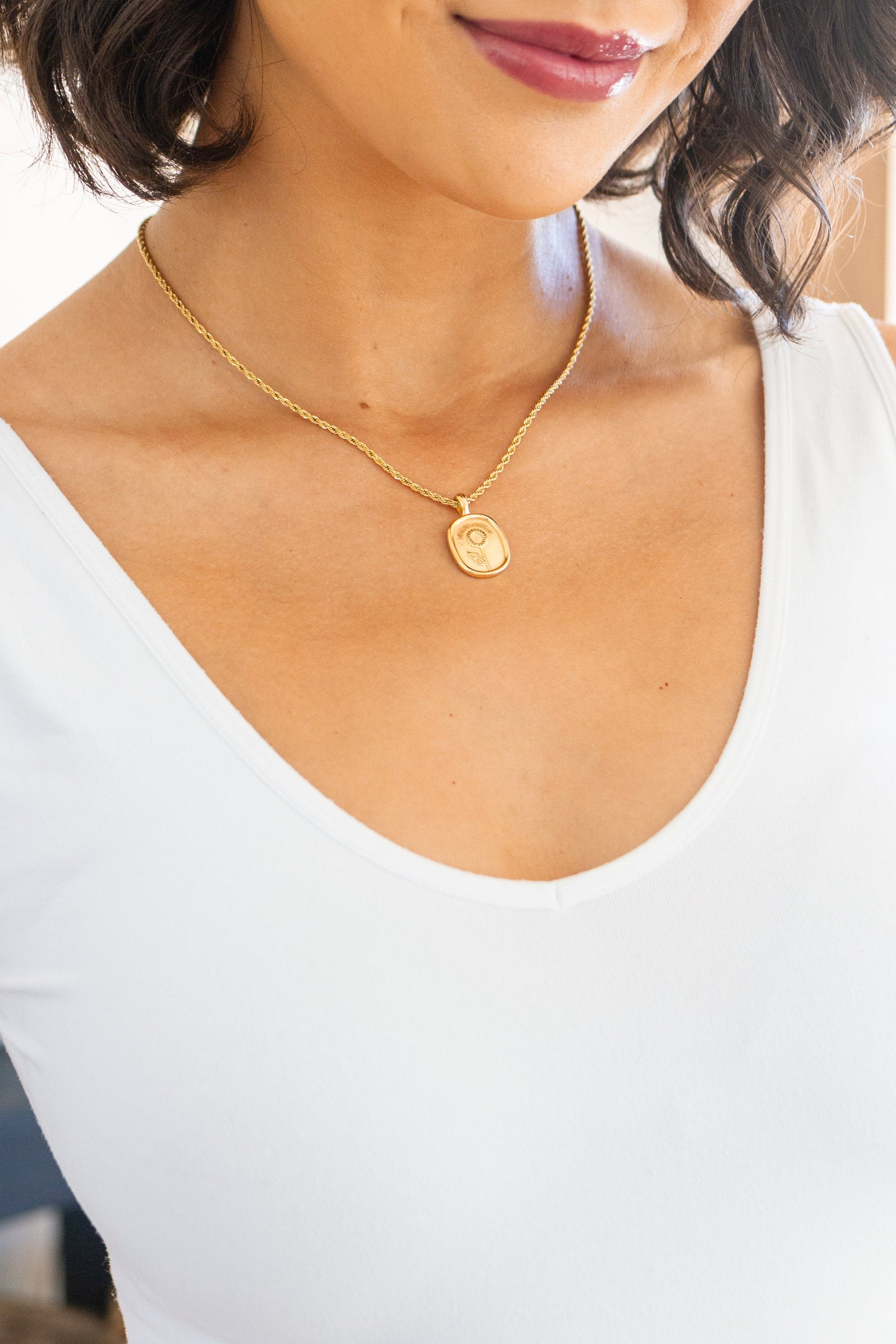 Simple Sunflower Pendent Necklace